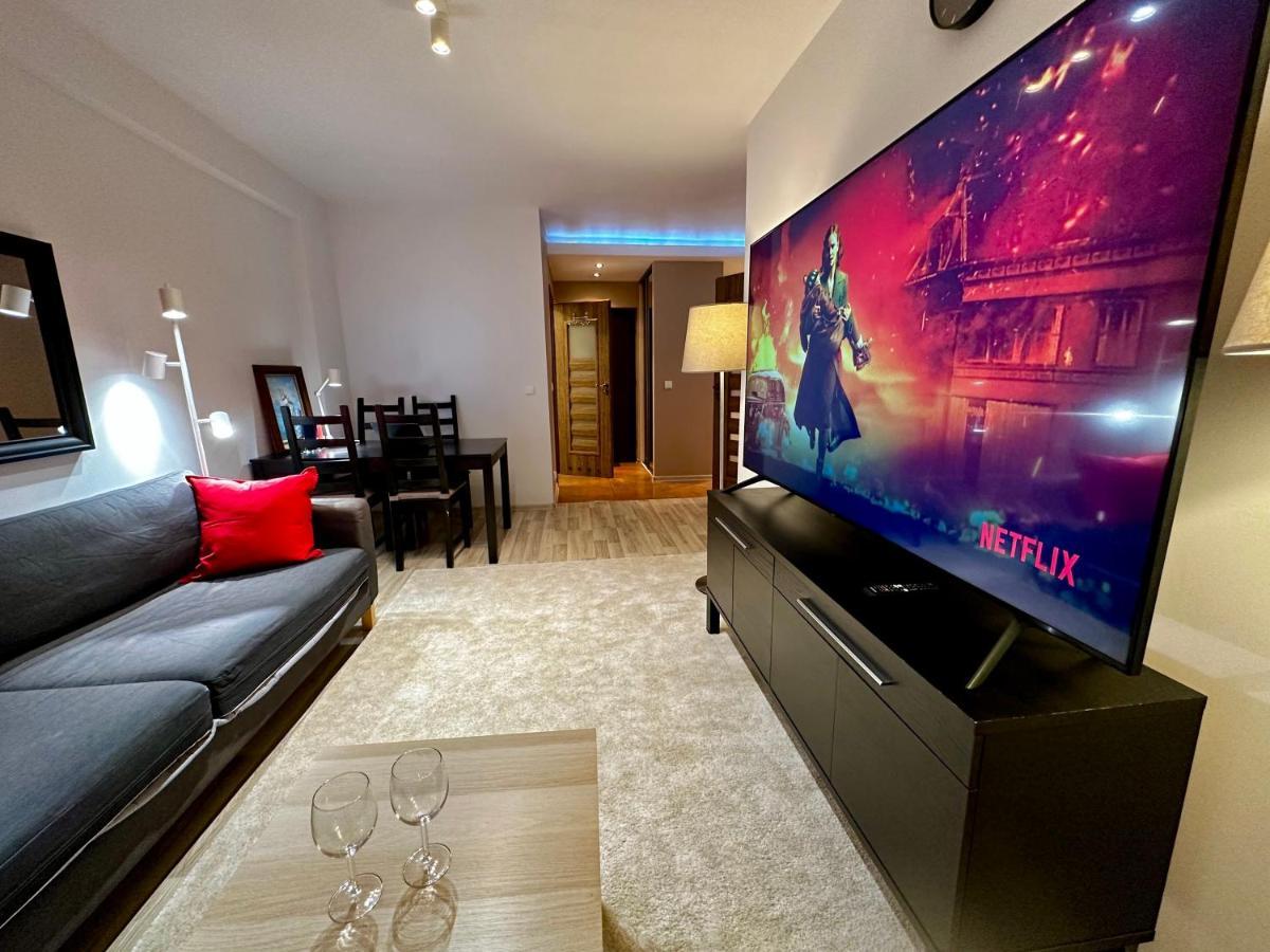 Decor 3 Metro Fast Wifi 1Gbs 80'Tv Hbo Disney Appletv Warschau Buitenkant foto