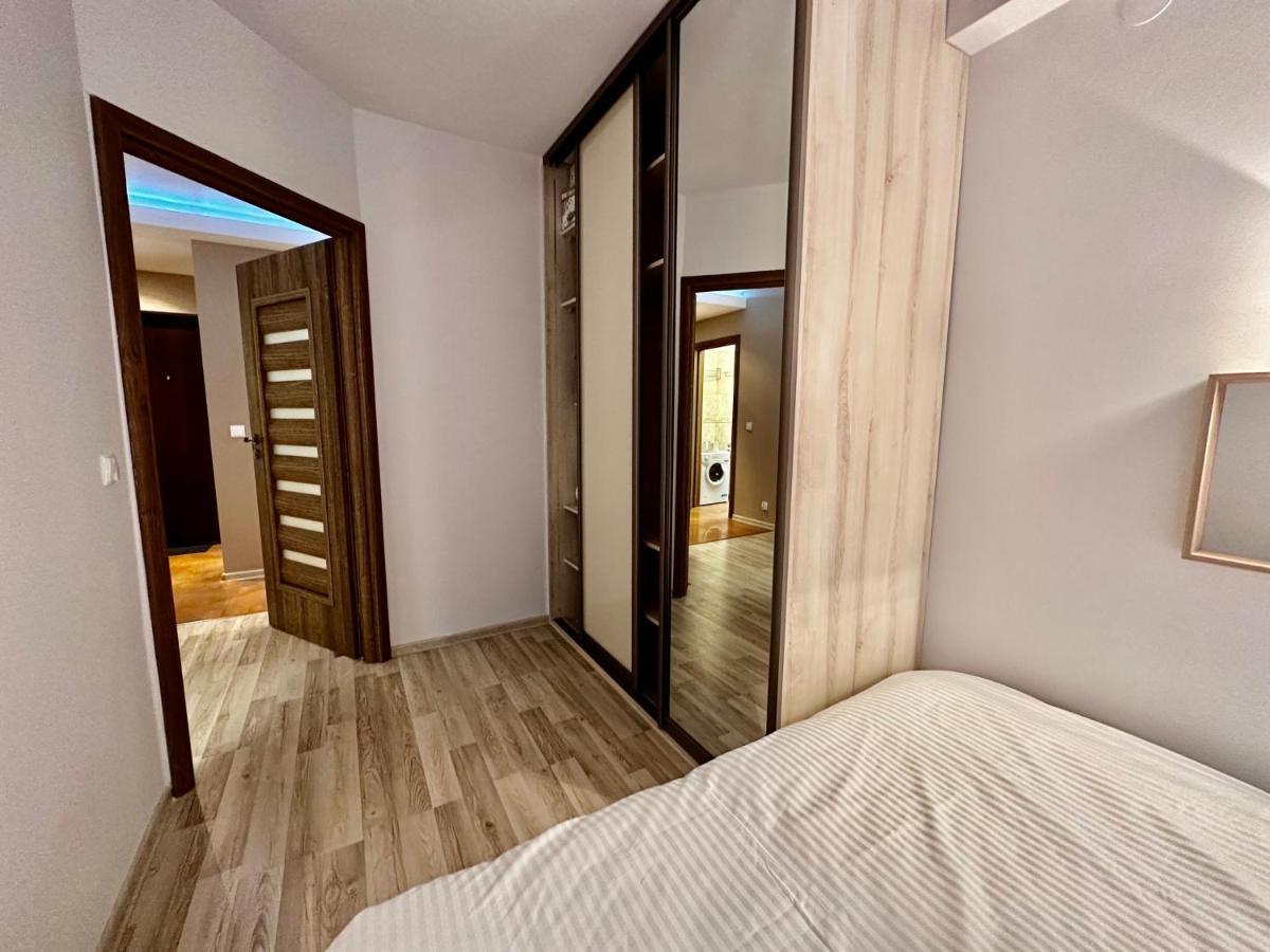 Decor 3 Metro Fast Wifi 1Gbs 80'Tv Hbo Disney Appletv Warschau Buitenkant foto