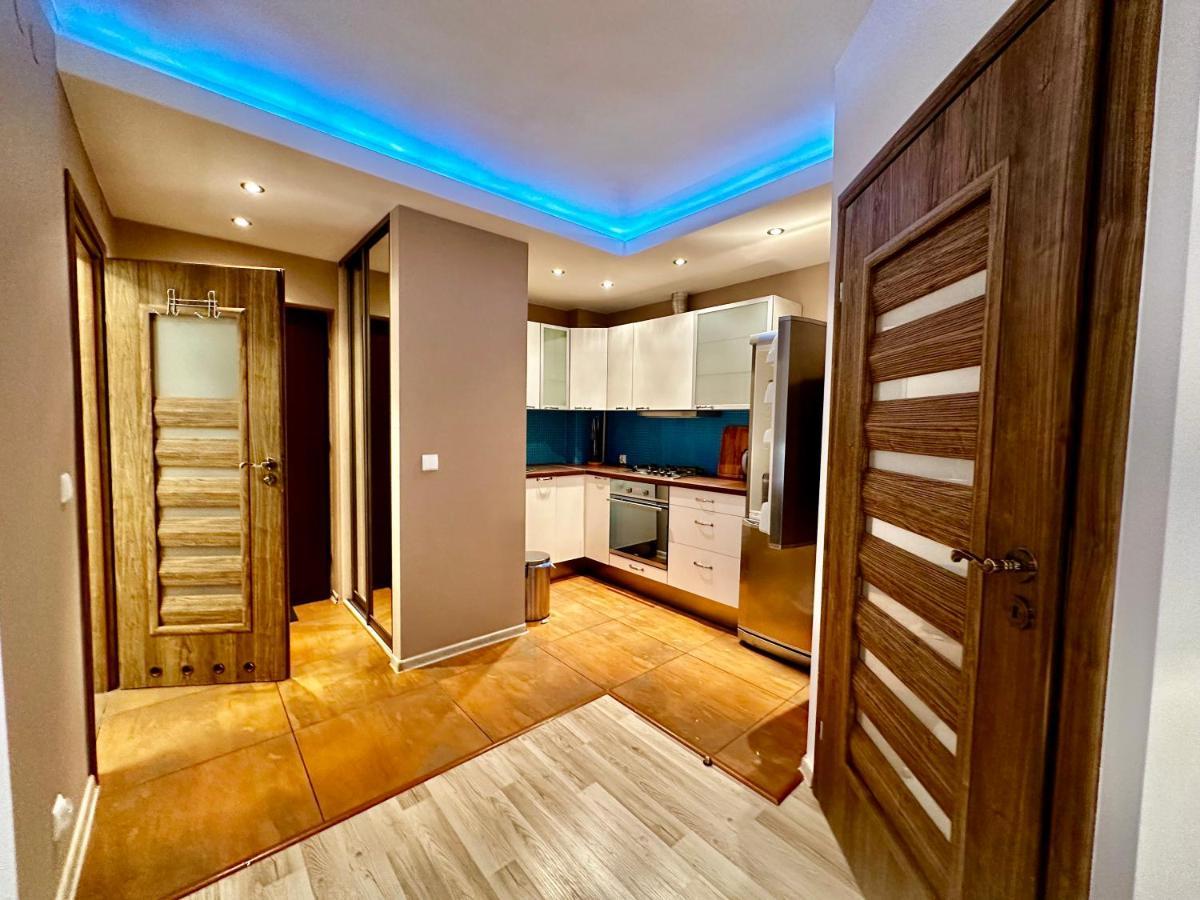 Decor 3 Metro Fast Wifi 1Gbs 80'Tv Hbo Disney Appletv Warschau Buitenkant foto