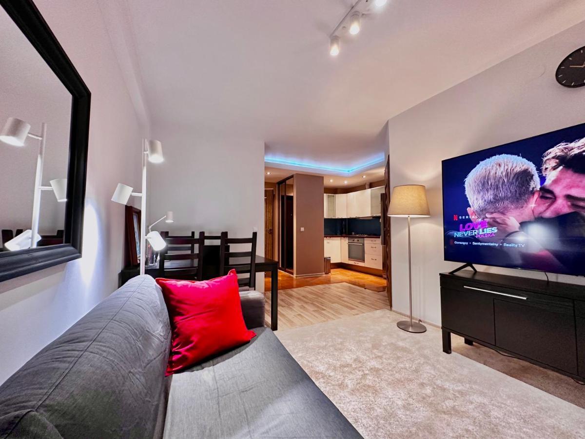 Decor 3 Metro Fast Wifi 1Gbs 80'Tv Hbo Disney Appletv Warschau Buitenkant foto