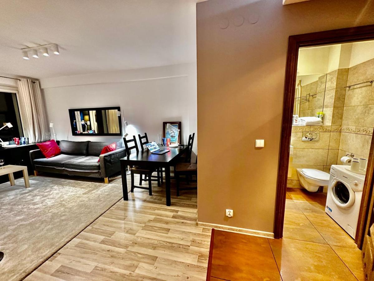 Decor 3 Metro Fast Wifi 1Gbs 80'Tv Hbo Disney Appletv Warschau Buitenkant foto