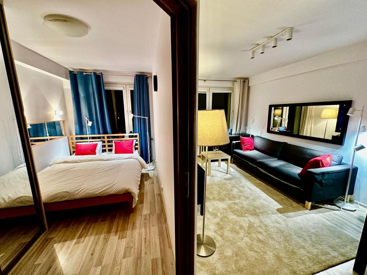 Decor 3 Metro Fast Wifi 1Gbs 80'Tv Hbo Disney Appletv Warschau Buitenkant foto
