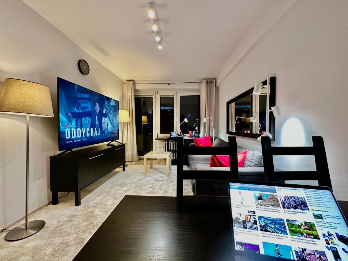 Decor 3 Metro Fast Wifi 1Gbs 80'Tv Hbo Disney Appletv Warschau Buitenkant foto